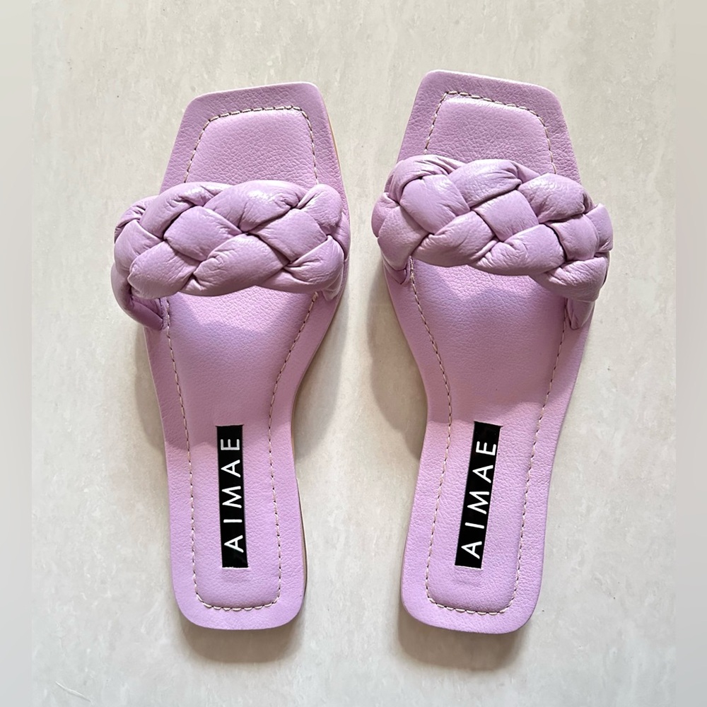 LIGHT PURPLE BRAIDED FLAT LEATHER SANDALS - SIZE VARIOUS